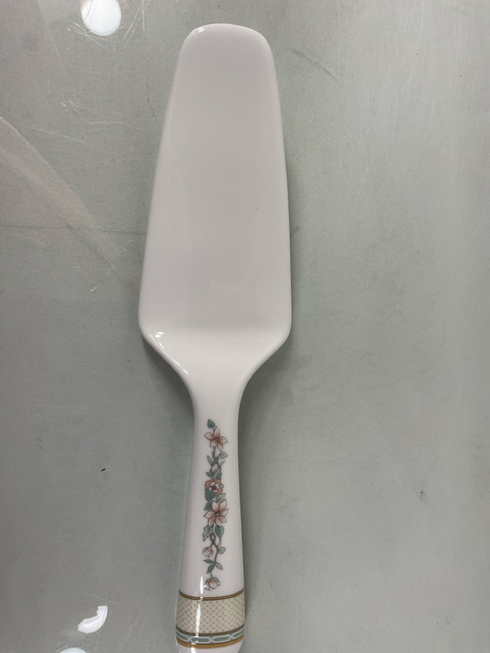 Mikasa Utensil